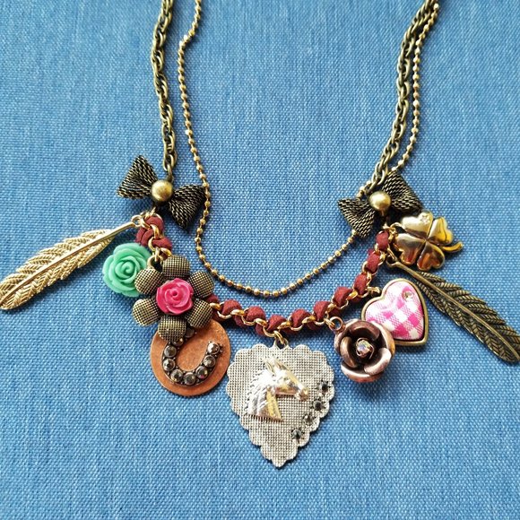 🐴🍀🪶Betsey Johnson Equestrian "Lucky" Double-Cha Charm Necklace - EPC🪶🍀🐴 - Picture 9 of 9